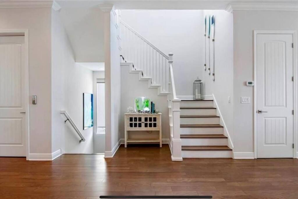 Luxurious Modern Townhouse Right Across Beach!! Table Tennis St. Pete Beach Eksteriør bilde