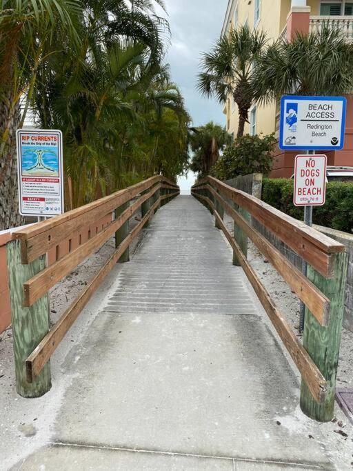 Luxurious Modern Townhouse Right Across Beach!! Table Tennis St. Pete Beach Eksteriør bilde