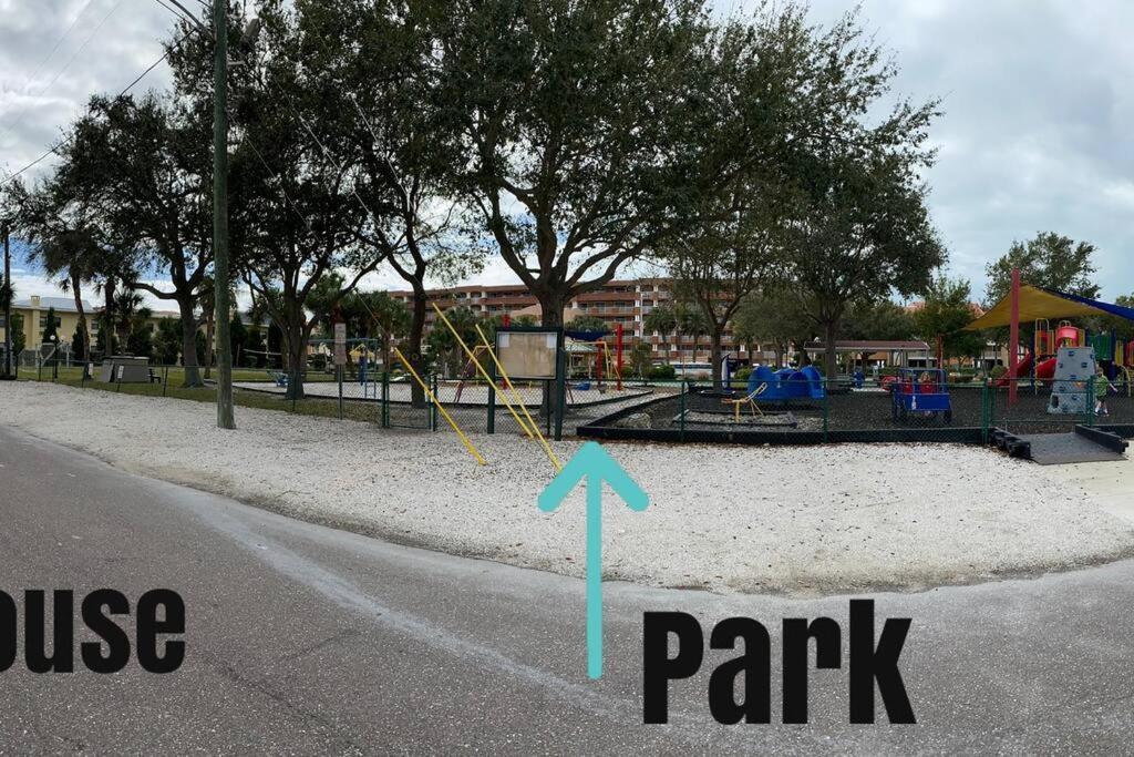 Luxurious Modern Townhouse Right Across Beach!! Table Tennis St. Pete Beach Eksteriør bilde